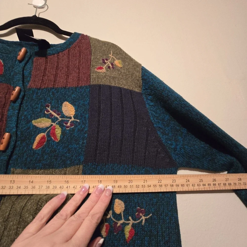 Vintage 90s Y2K Erika Embroidered Floral Cardigan Sweater Womens XL Toggles Boho - Picture 9 of 12